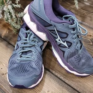 Womens Running Shoes